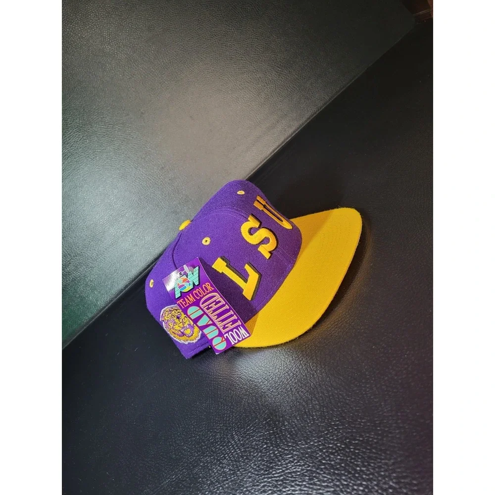 VTG LSU Tigers‎ Hat Cap Football All OVER PRINT RARE PURPLE 7 3/8 FITTED